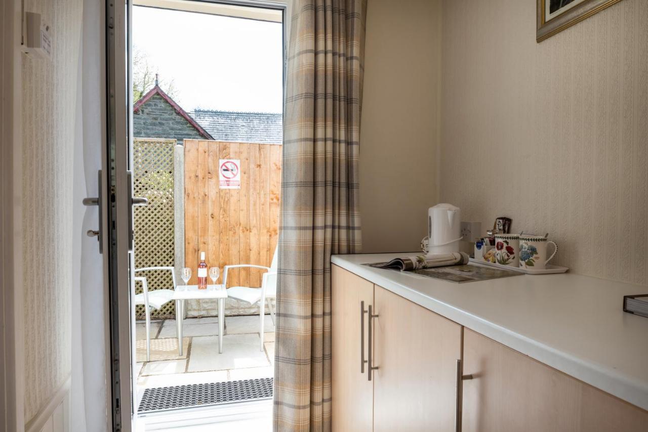 Estuary Lodge Motel B&B Talsarnau エクステリア 写真