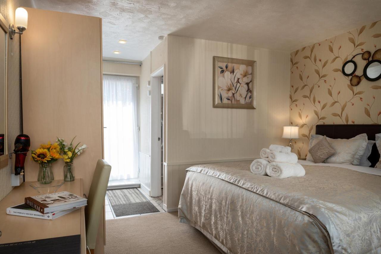 Estuary Lodge Motel B&B Talsarnau エクステリア 写真