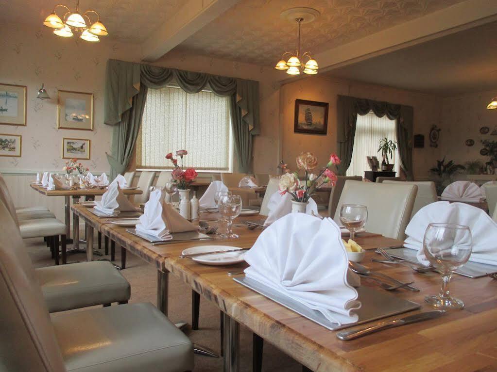 Estuary Lodge Motel B&B Talsarnau エクステリア 写真