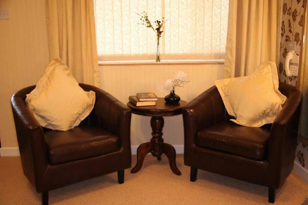 Estuary Lodge Motel B&B Talsarnau エクステリア 写真